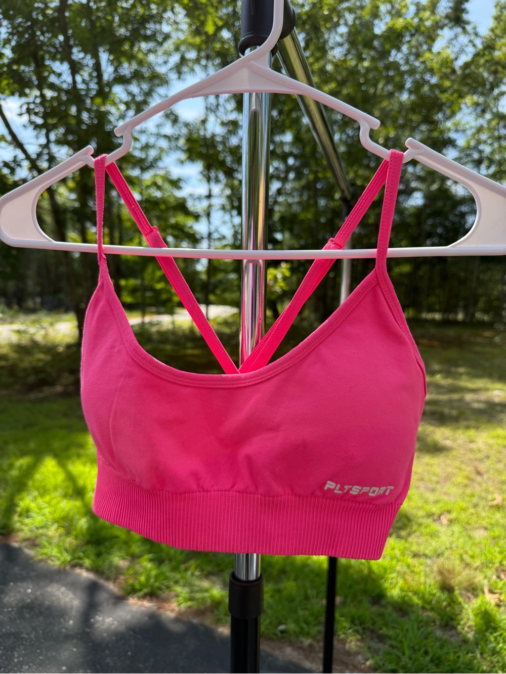 PrettyLittleThing Hot Pink Strappy Sports Bra